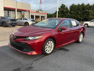 Certified 2019 Toyota Camry LE image 1