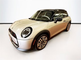 Used 2025 MINI Cooper S image 1