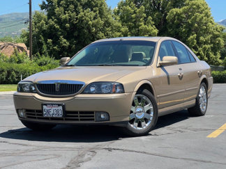 Used 2005 Lincoln LS image 1