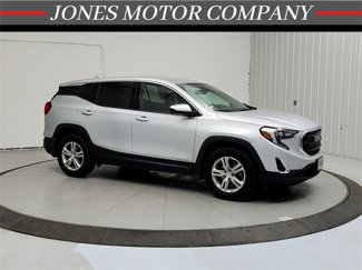 Used 2020 GMC Terrain SLE image 1
