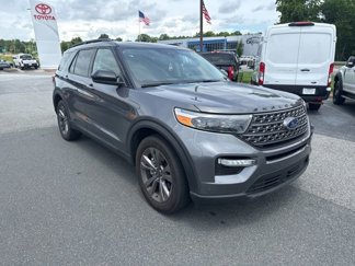 Used 2023 Ford Explorer XLT w/ Equipment Group 202A image 1