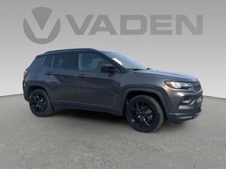 New 2022 Jeep Compass Altitude image 1