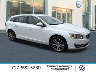 Used 2015 Volvo V60 T5 Premier Plus image 1