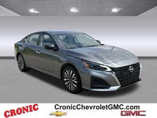 Used 2024 Nissan Altima 2.5 SV image 1