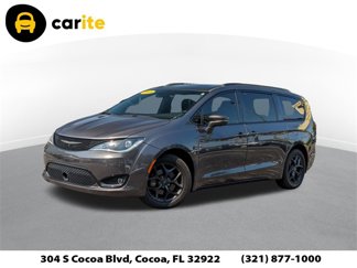 Used 2018 Chrysler Pacifica Limited w/ Advanced Safetytec Group image 1