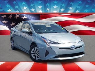 Used 2016 Toyota Prius Two image 1