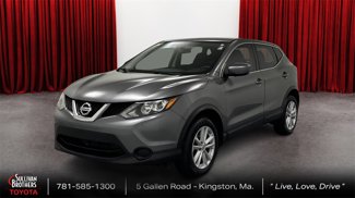 Used 2017 Nissan Rogue Sport S w/ S Appearance Package image 1