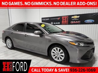 Used 2019 Toyota Camry L image 1