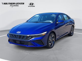 New 2025 Hyundai Elantra SEL image 1