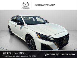 Used 2024 Nissan Altima 2.5 SR image 1