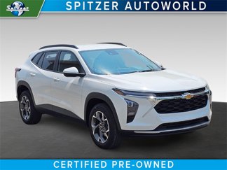 Used 2025 Chevrolet Trax LT w/ Driver Confidence Package image 1