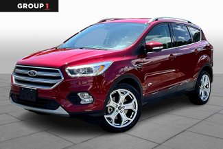 Used 2019 Ford Escape Titanium image 1