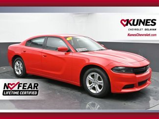 Used 2022 Dodge Charger SXT image 1