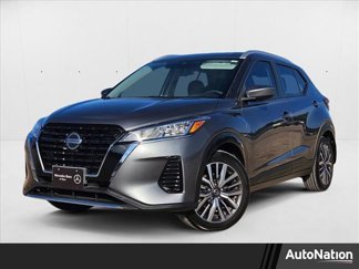 Used 2021 Nissan Kicks SV image 1