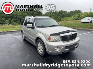 Used 2003 Lincoln Navigator Luxury image 1
