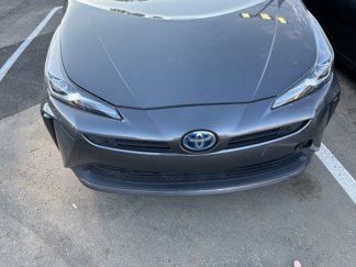 Used 2020 Toyota Prius XLE image 1