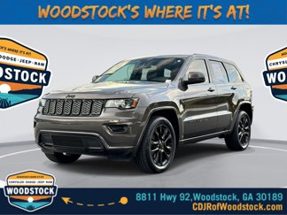 Used 2021 Jeep Grand Cherokee Laredo X image 1