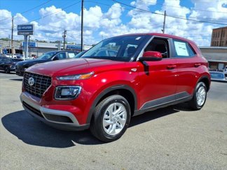 New 2025 Hyundai Venue SE image 1