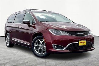 Used 2018 Chrysler Pacifica Limited w/ Advanced Safetytec Group image 1
