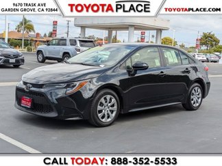 Used 2022 Toyota Corolla LE image 1