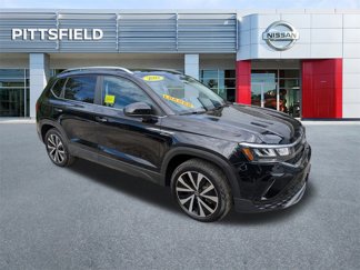 Used 2022 Volkswagen Taos SE w/ Panoramic Sunroof Package image 1
