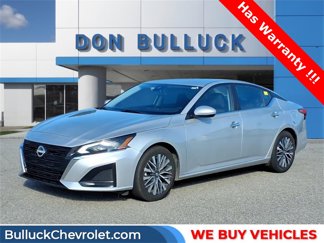 Used 2023 Nissan Altima 2.5 SV image 1