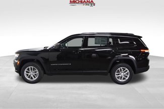 New 2025 Jeep Grand Cherokee L Laredo image 1