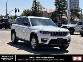 Used 2023 Jeep Grand Cherokee Limited image 1