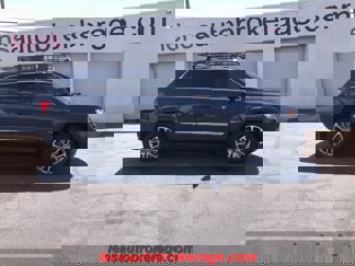 Used 2012 Jeep Grand Cherokee Laredo image 1