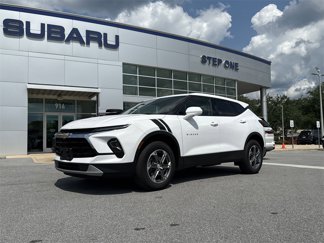 Used 2023 Chevrolet Blazer LT image 1