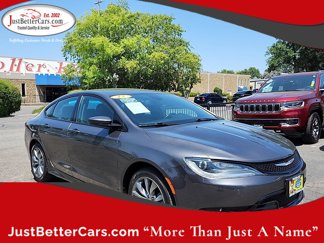 Used 2015 Chrysler 200 S image 1