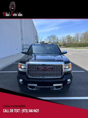 Used 2018 GMC Sierra 2500 Denali w/ Suspension Package, Off-Road image 1