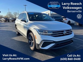 Used 2023 Volkswagen Tiguan SE image 1