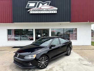 Used 2015 Volkswagen Jetta Sport image 1