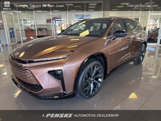 Used 2025 Toyota Crown Signia image 1