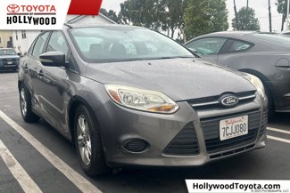 Used 2014 Ford Focus SE image 1