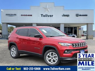 New 2025 Jeep Compass Latitude image 1