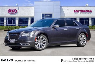 Used 2019 Chrysler 300 Limited image 1