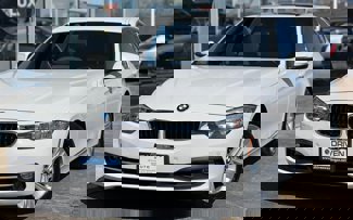 Used 2017 BMW 330i xDrive Sedan image 1