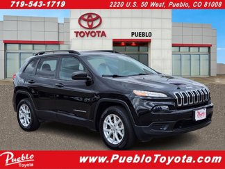 Used 2017 Jeep Cherokee Sport image 1