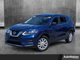 Used 2017 Nissan Rogue S image 1