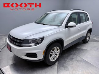 Used 2016 Volkswagen Tiguan S image 1