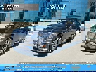 Used 2021 Bentley Flying Spur W12 image 1