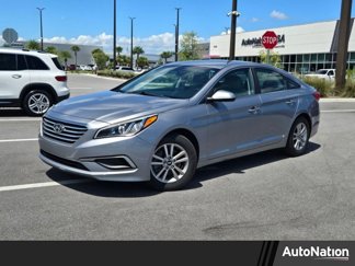 Used 2016 Hyundai Sonata SE image 1