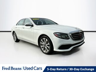 Used 2018 Mercedes-Benz E 400 4MATIC Sedan image 1