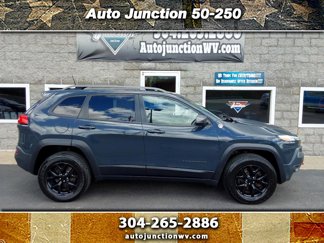 Used 2016 Jeep Cherokee Trailhawk w/ Leather Interior Group image 1