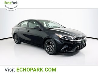 Used 2023 Kia Forte LXS image 1