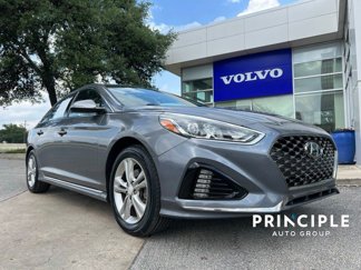 Used 2018 Hyundai Sonata Sport image 1