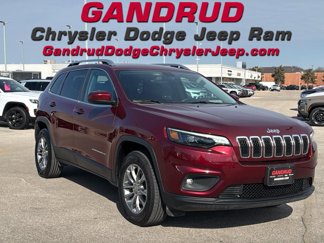 Used 2019 Jeep Cherokee Latitude Plus w/ Cold Weather Group image 1
