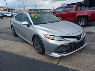 Used 2018 Toyota Camry XLE image 1